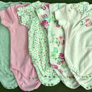 Laura Ashley Baby Girls 6-9M Set of 5 Matching Onsies Pink Florals